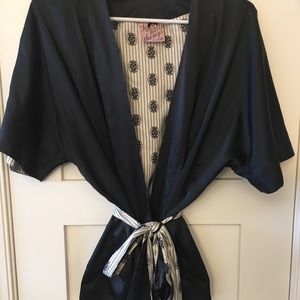 Victoria Secret Sexy Little Things Robe